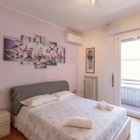 Lägenhet Borgo House, By Short Holidays