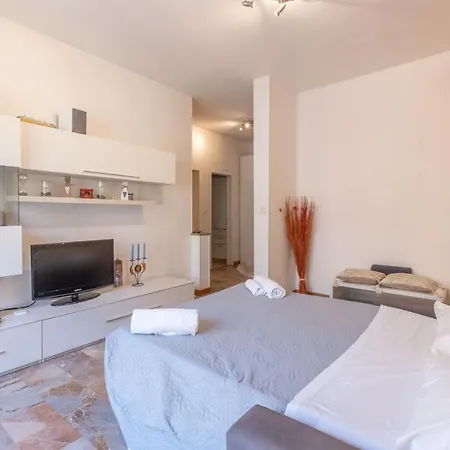 Borgo House, By Short Holidays Lägenhet Bologna